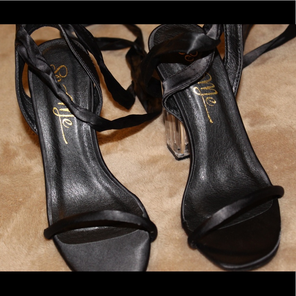 Heels - Picture 4 of 5